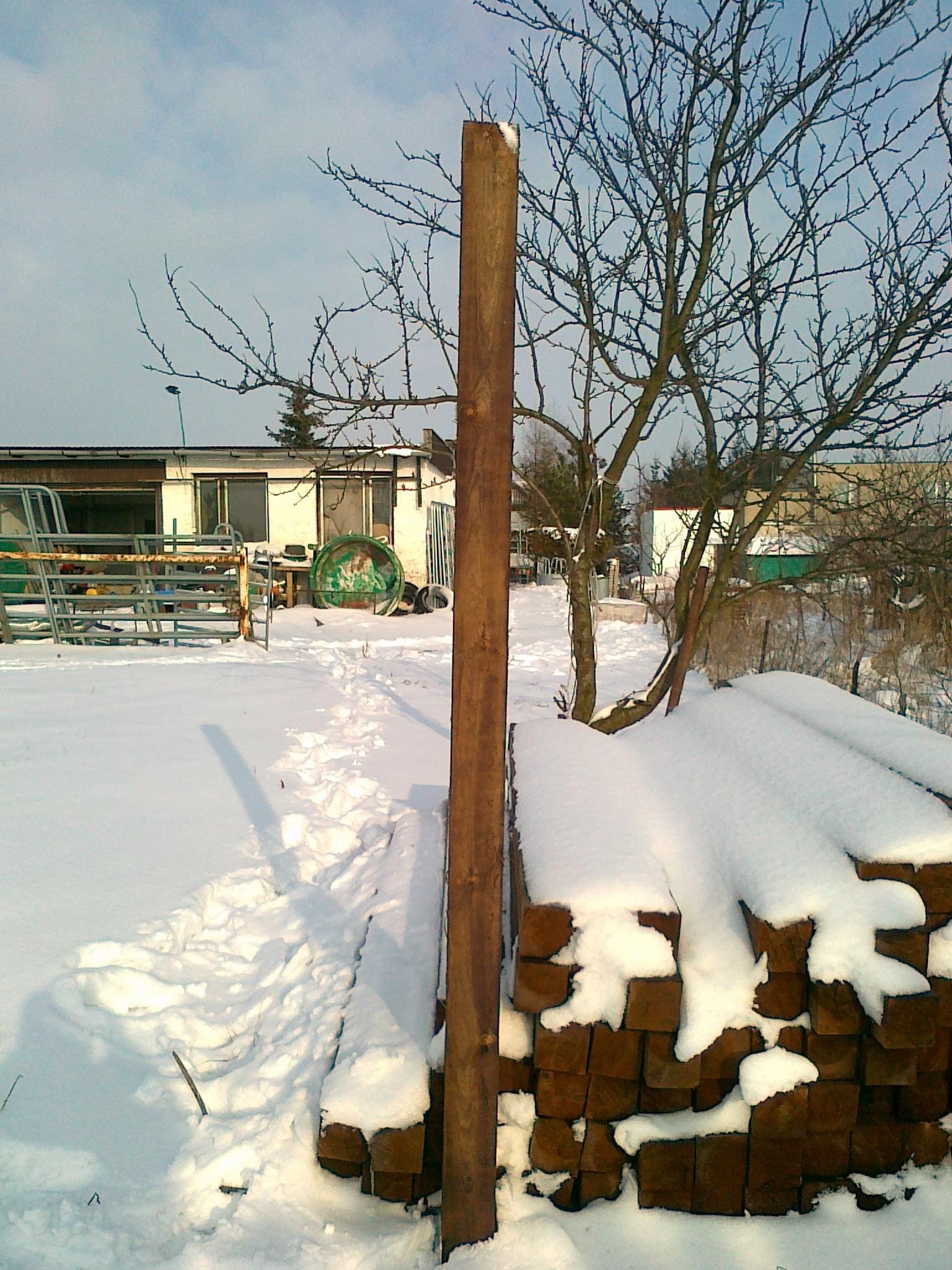 20130222224